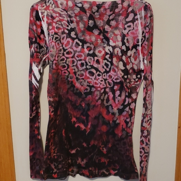 Top - Picture 3 of 3